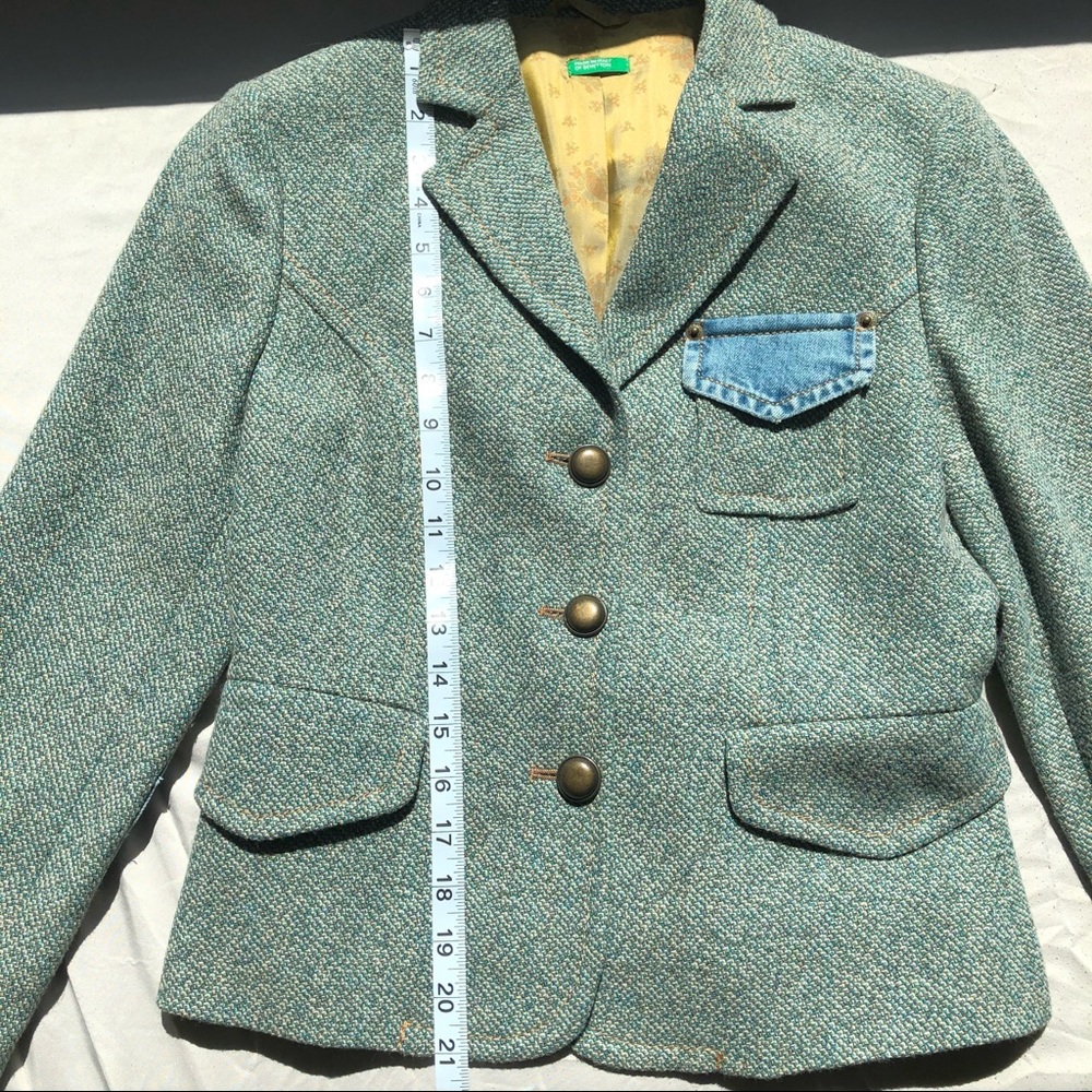 Blazer - Picture 3 of 7